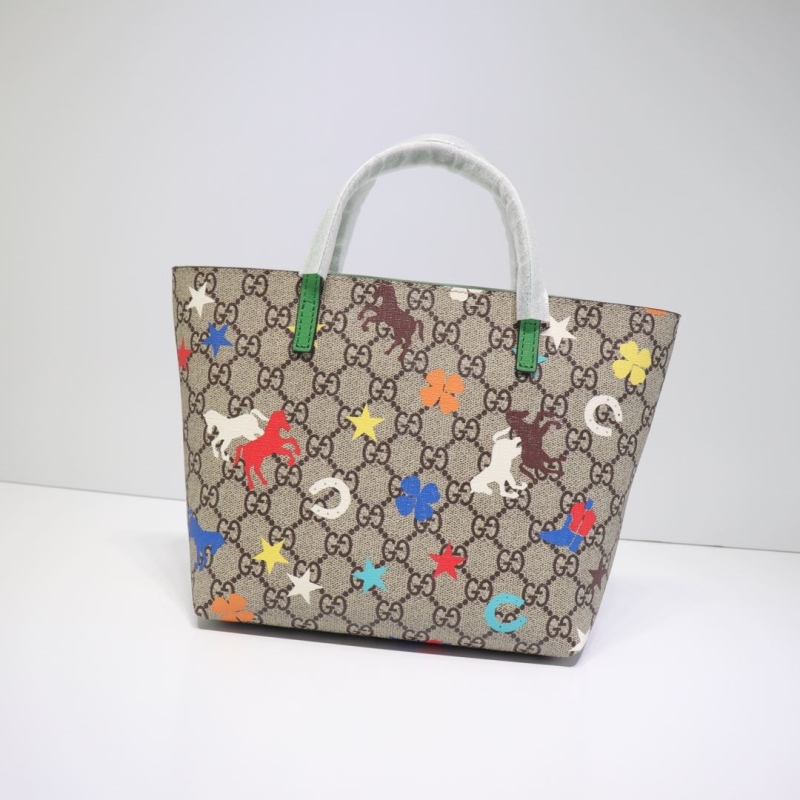 G*u*i shopping bags